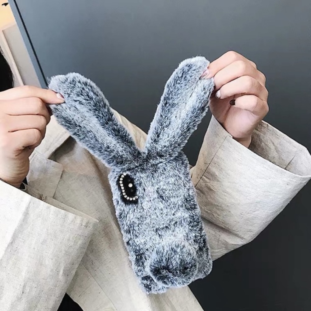 ✨✨ Faux Fur Bunny IPhone XR Case✨✨